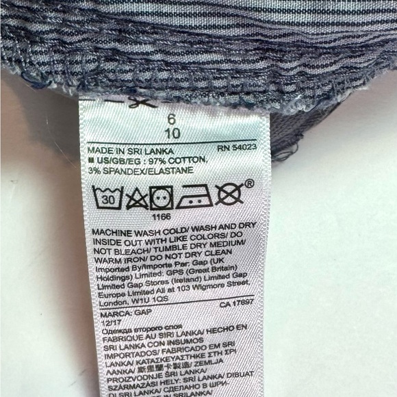 GAP Girlfriend Chino Pants Floral Hibiscus Faded Blue Print Jeans Cotton Size 6 - Picture 12 of 16